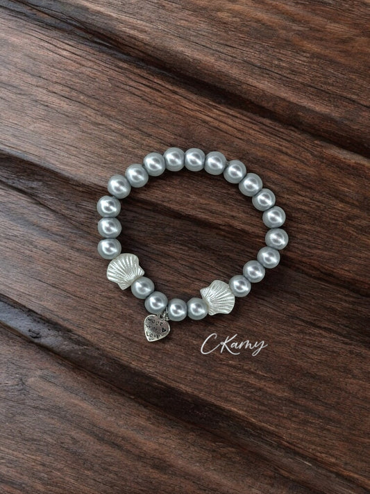 Bracelet femme coquillage nacré coeur argent mat