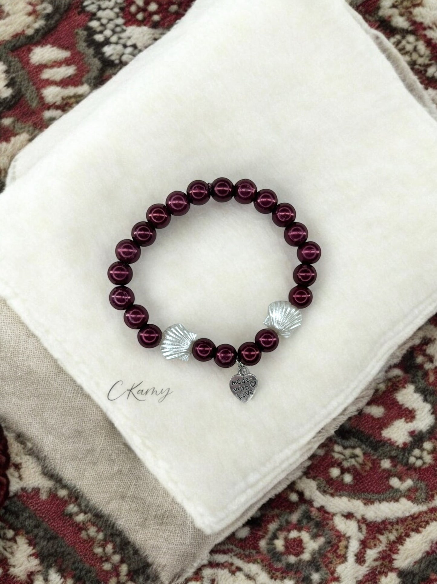 Bracelet femme coquillage nacré coeur prune foncé brillant
