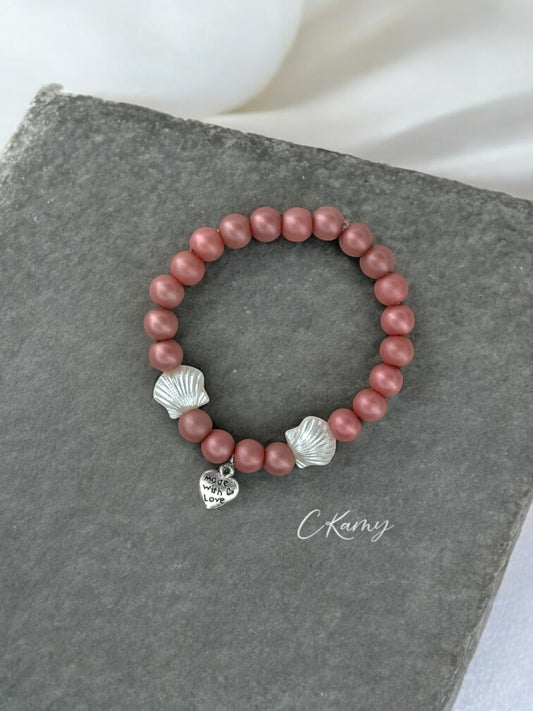 Bracelet femme coquillage nacré coeur rose foncé mat