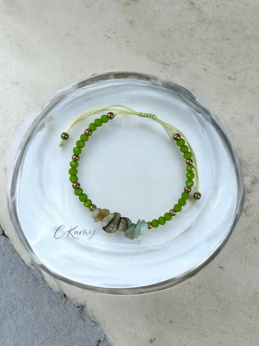 Bracelet femme cordon pierres facettes vert