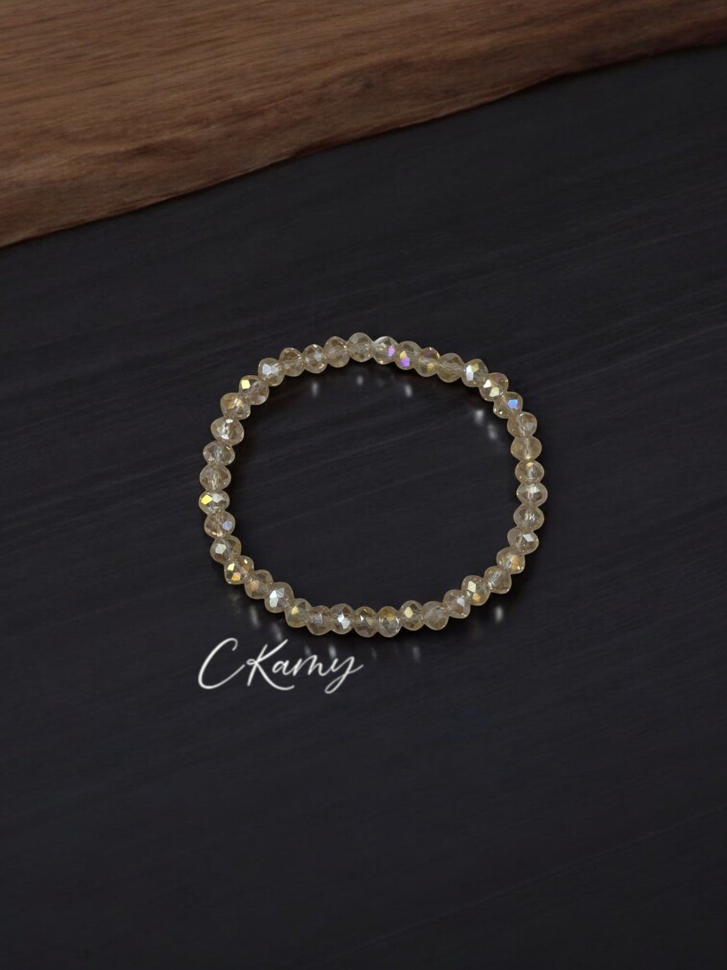 Bracelet femme facettes 6mm beige