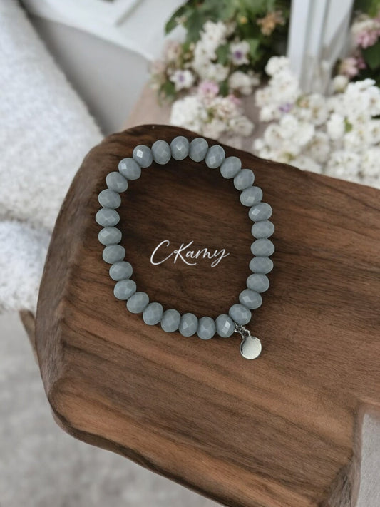 Bracelet femme facettes 8mm gris