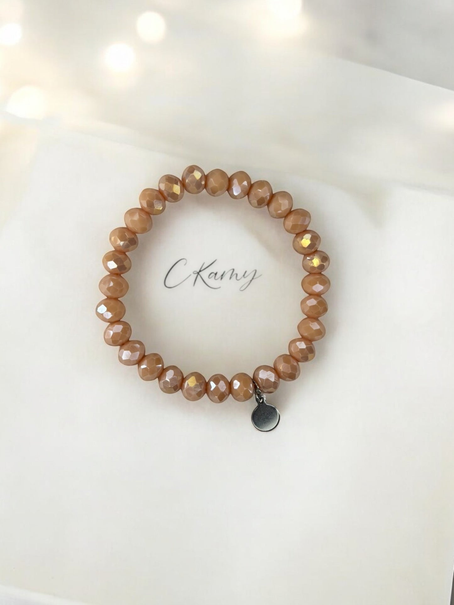 Bracelet femme facettes 8mm rose clair brillant