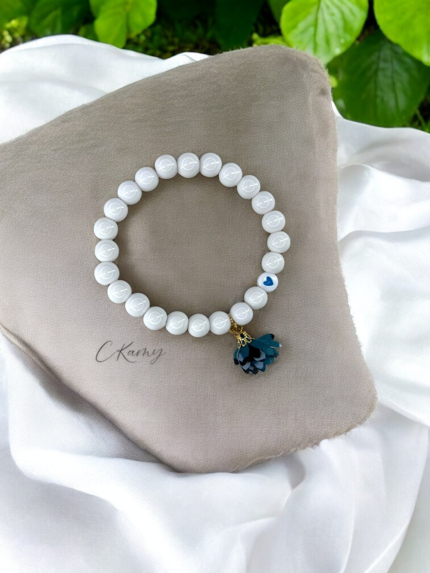 Bracelet femme fleur tissu bleu noir coeur bleu