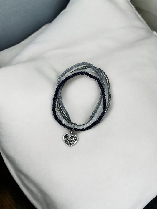 Bracelet femme multi rocailles coeur ancien gris