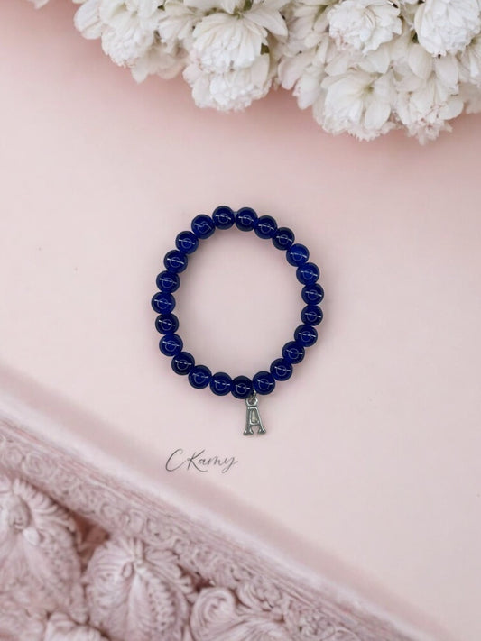 Bracelet femme perles de verre initiale argent bleu foncé