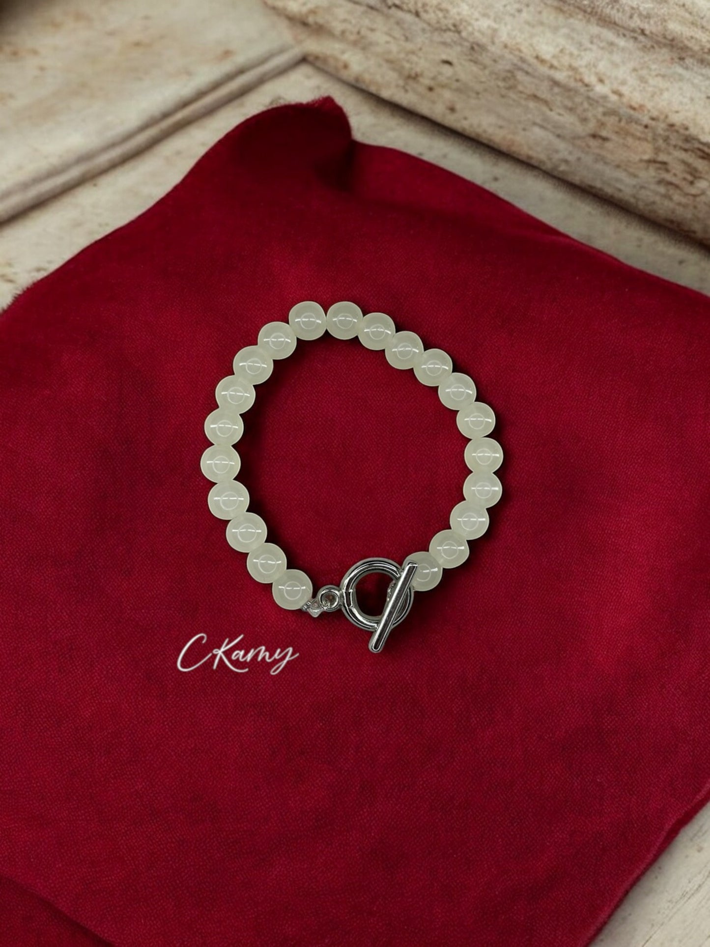 Bracelet femme perles de verre toggle jaune clair