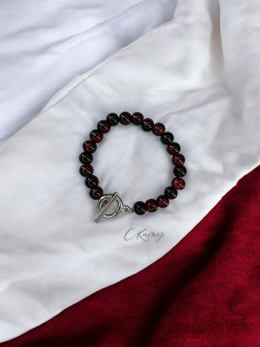 Bracelet femme perles de verre toggle rouge noir