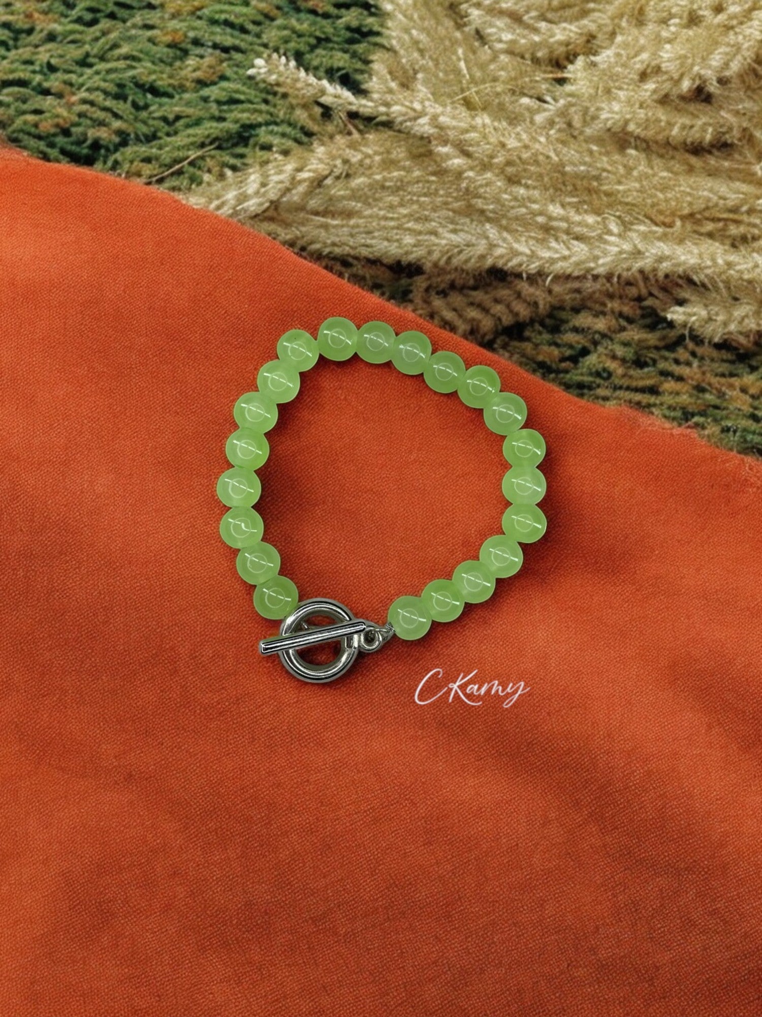 Bracelet femme perles de verre toggle vert clair