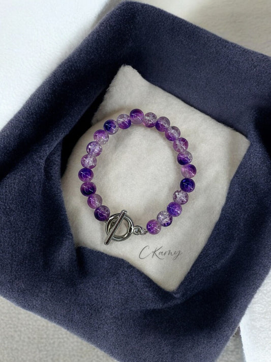 Bracelet femme perles de verre toggle violet bleuté