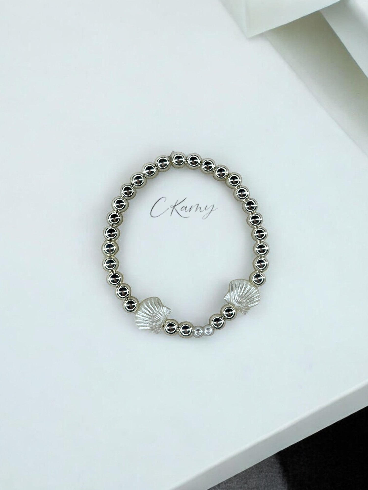 Bracelet femme perles nacrées argent coquillages