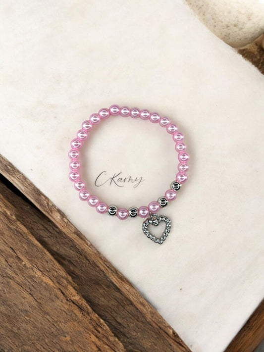 Bracelet femme perles nacrées rose coeur perlé