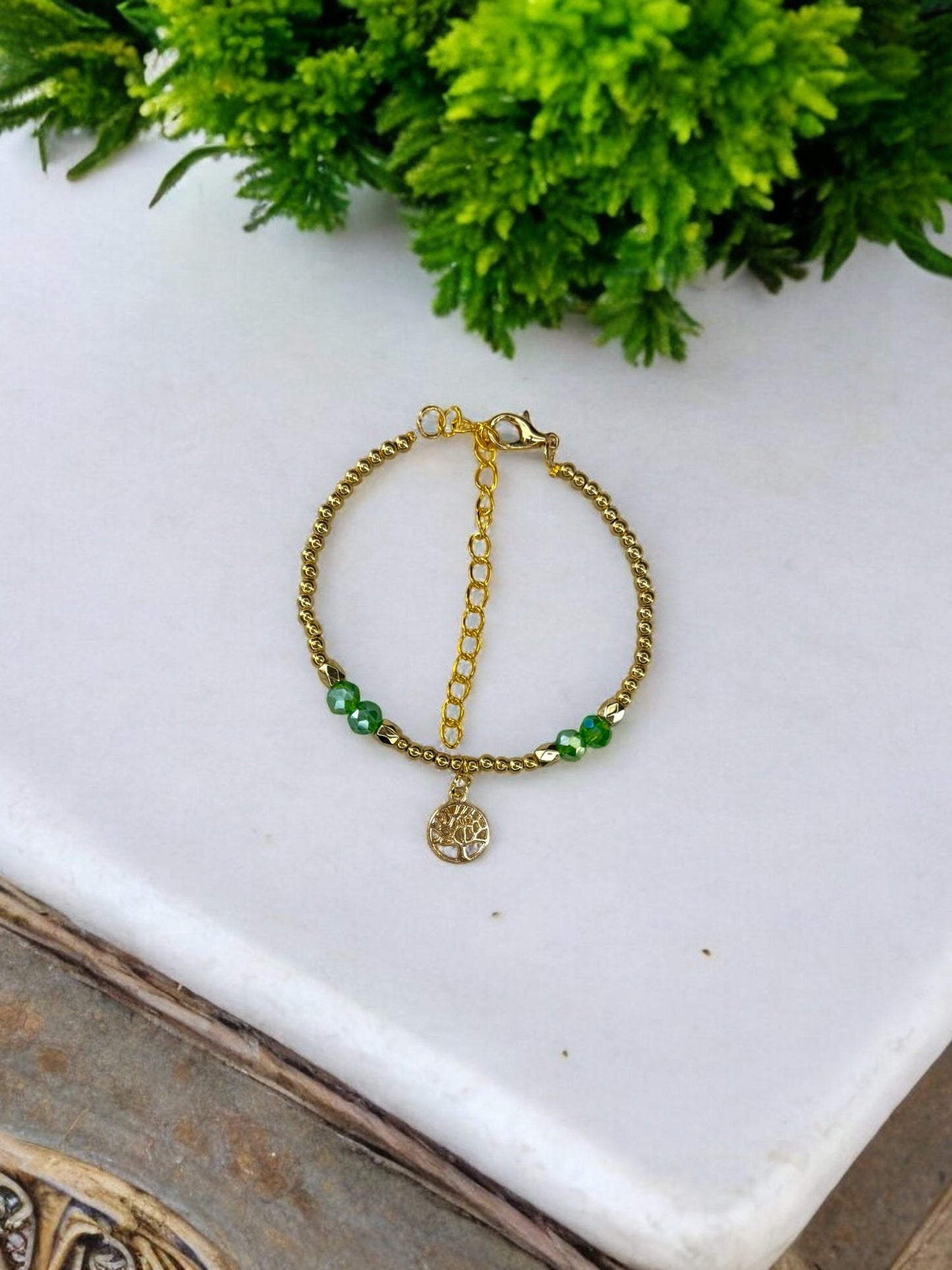Bracelet femme petit arbre de vie doré vert foncé