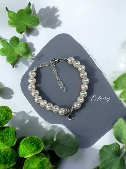 Bracelet femme petit coeur argent beige clair brillant