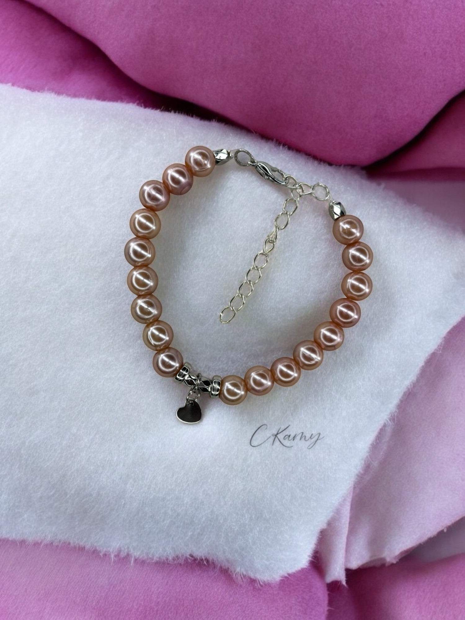 Bracelet femme petit coeur argent chair foncé brillant