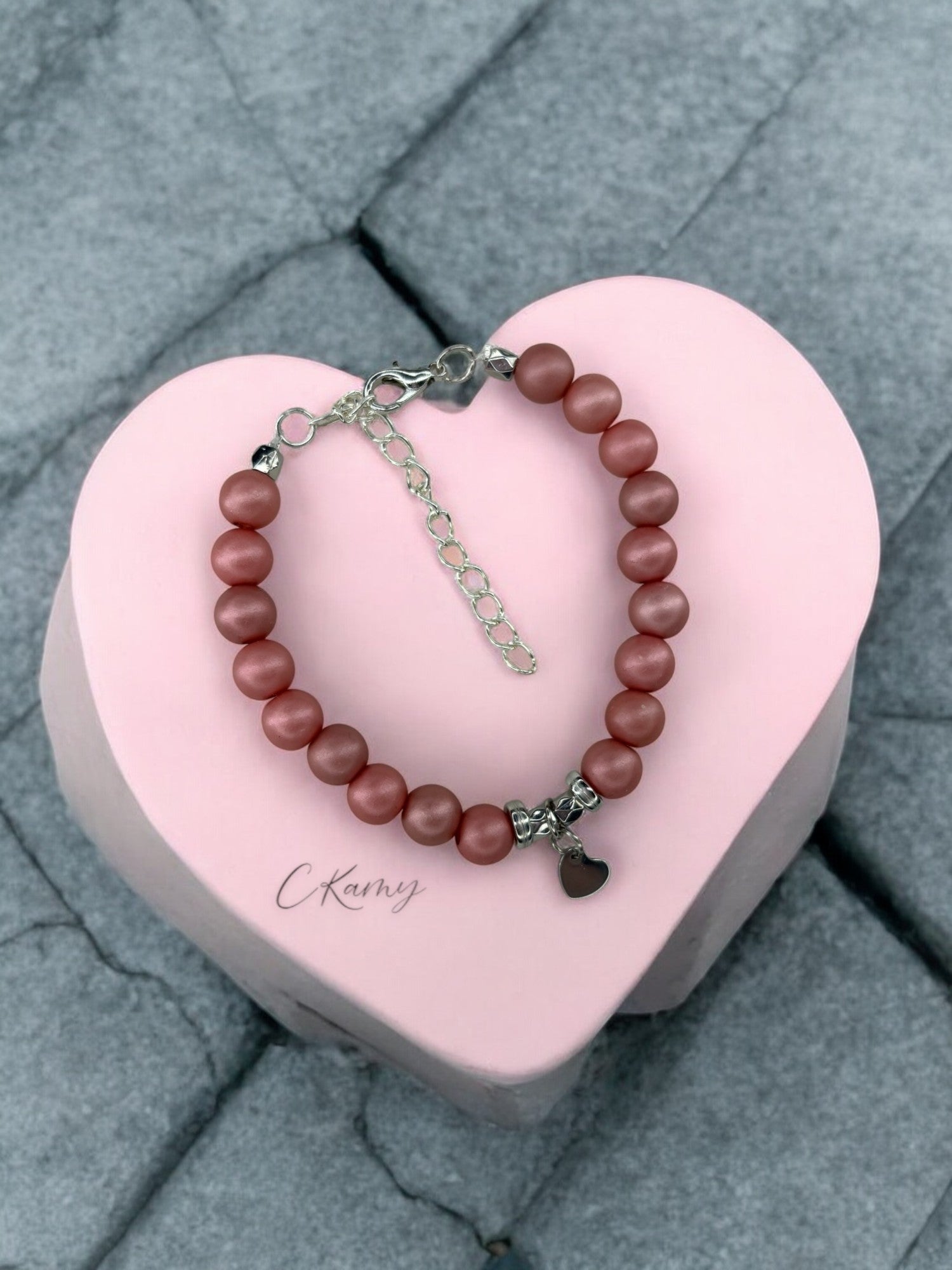 Bracelet femme petit coeur argent rose foncé mat