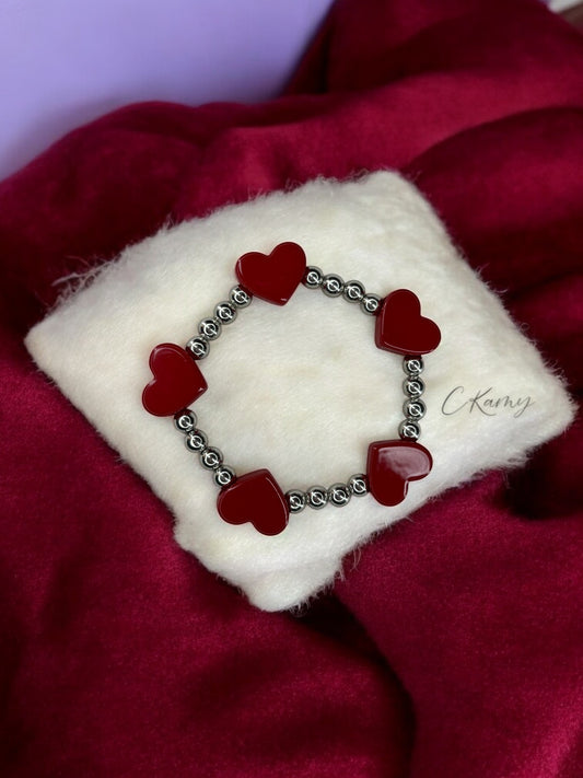 Bracelet femme tour en coeur rouge
