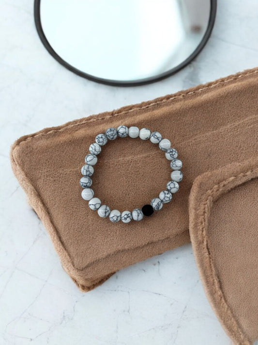 Bracelet homme bicolore blanc à traits perle noir mat