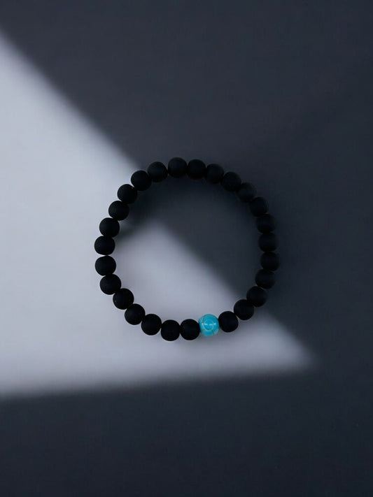 Bracelet homme bicolore noir mat perle bleu à traits