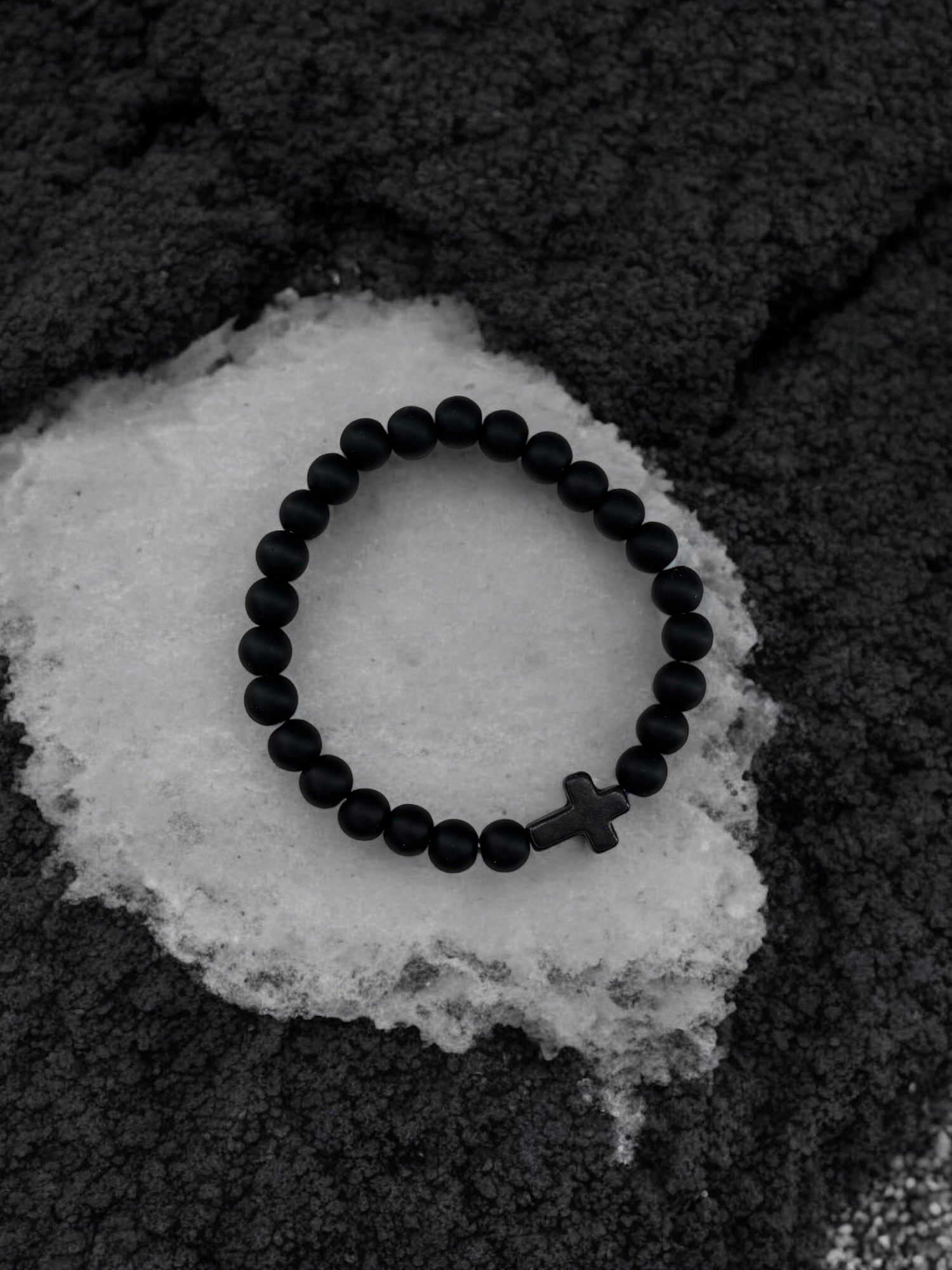 Bracelet homme croix noir perles noir simple