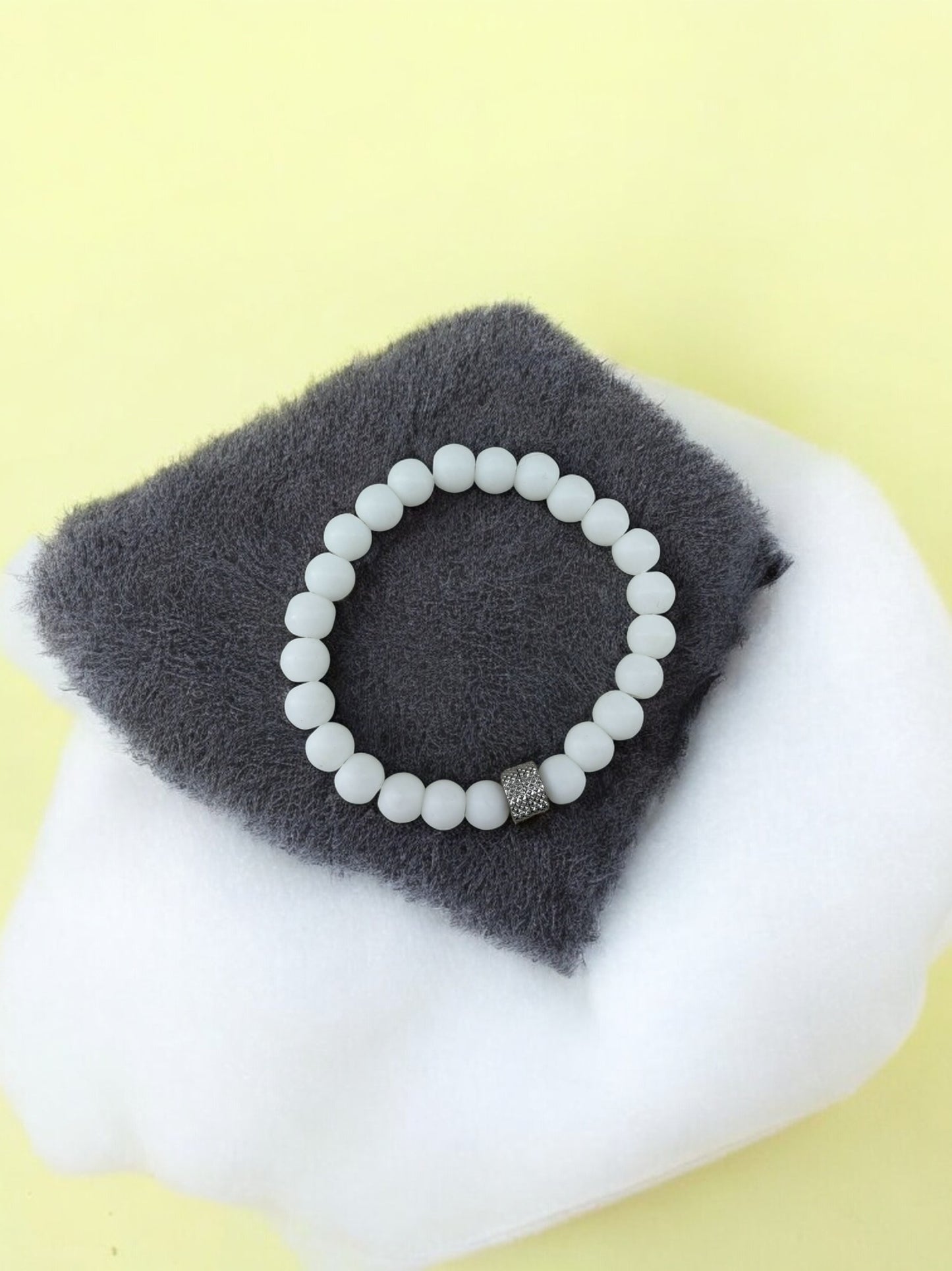 Bracelet homme milieu deux perles argent perles blanc