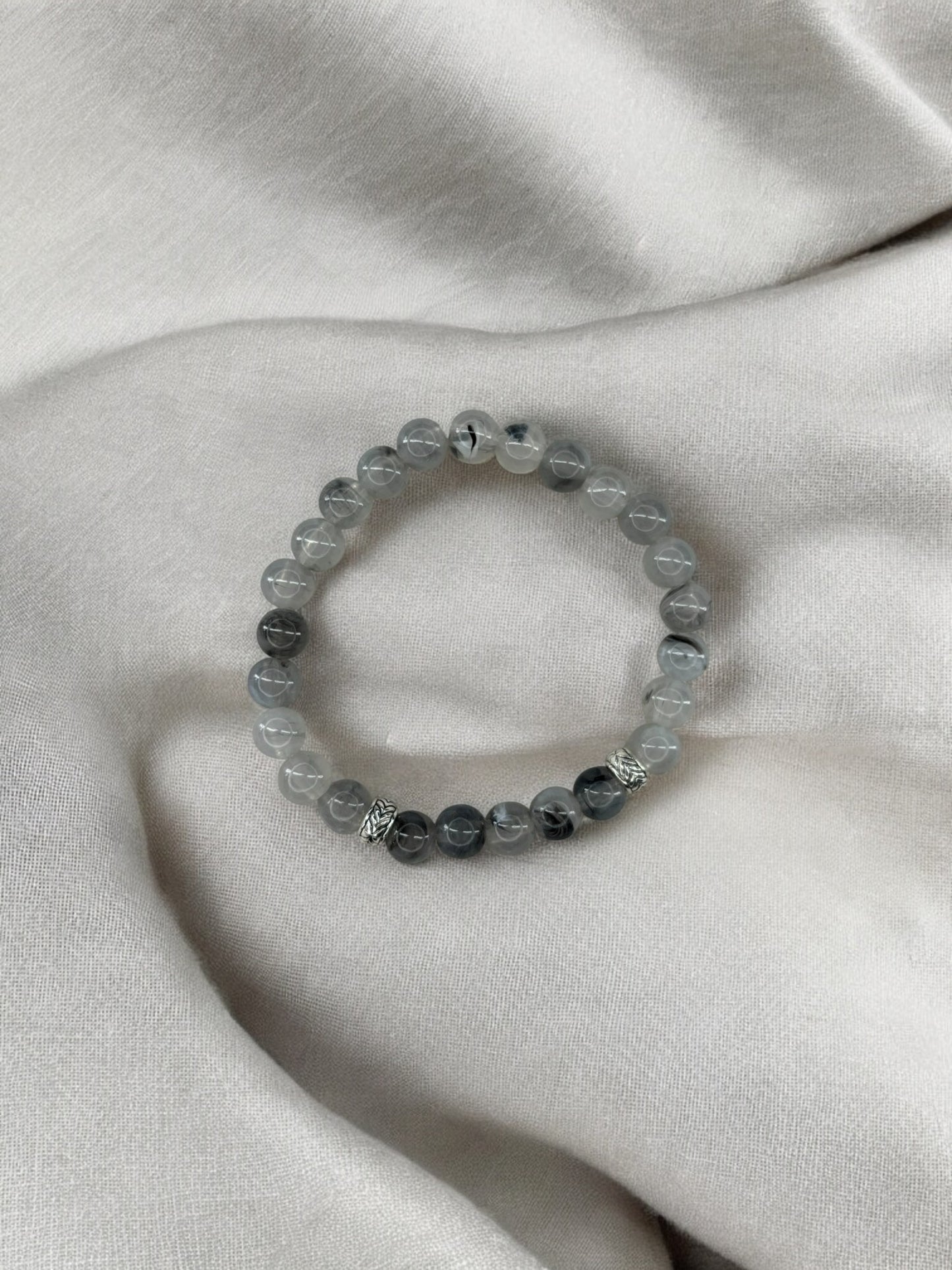 Bracelet homme perles intercalaires argent gris