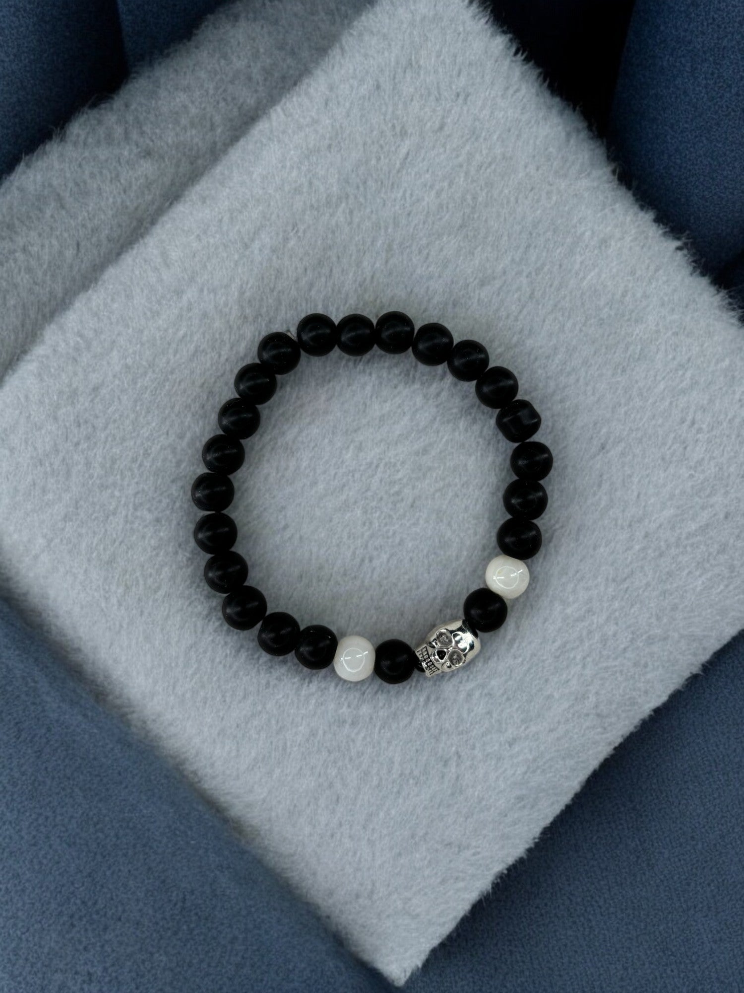 Bracelet homme tête de mort noir blanc transparent