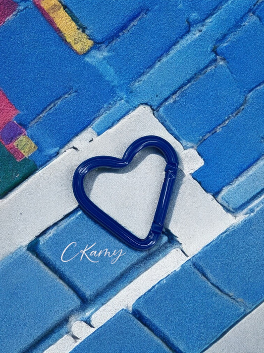 Mousqueton coeur bleu foncé