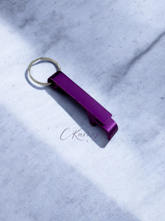 Porte clé décapsuleur violet