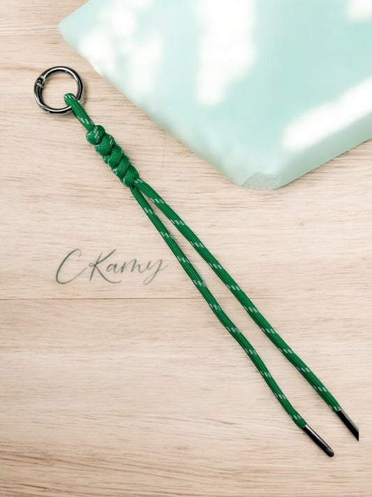 Porte clé lacet noué vert foncé