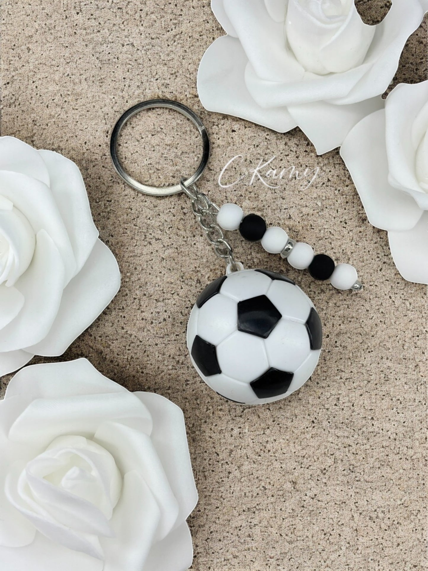 Porte clé personnalisé ballon foot blanc noir