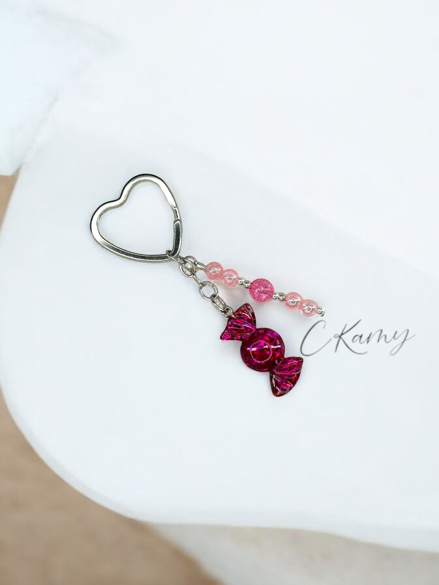 Porte clé personnalisé bonbon rose flash anneau coeur