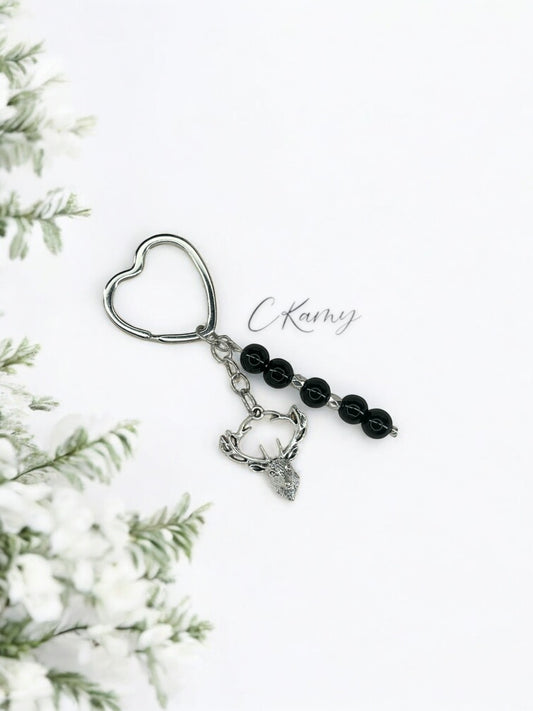 Porte clé personnalisé cerf noir anneau coeur