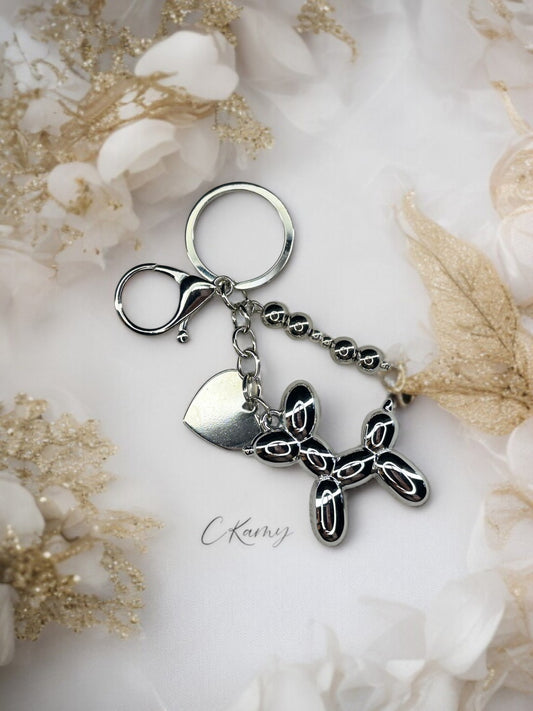 Porte clé personnalisé chien ballon & petit coeur argent métallisé