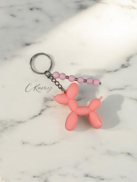 Porte clé personnalisé chien ballon rose