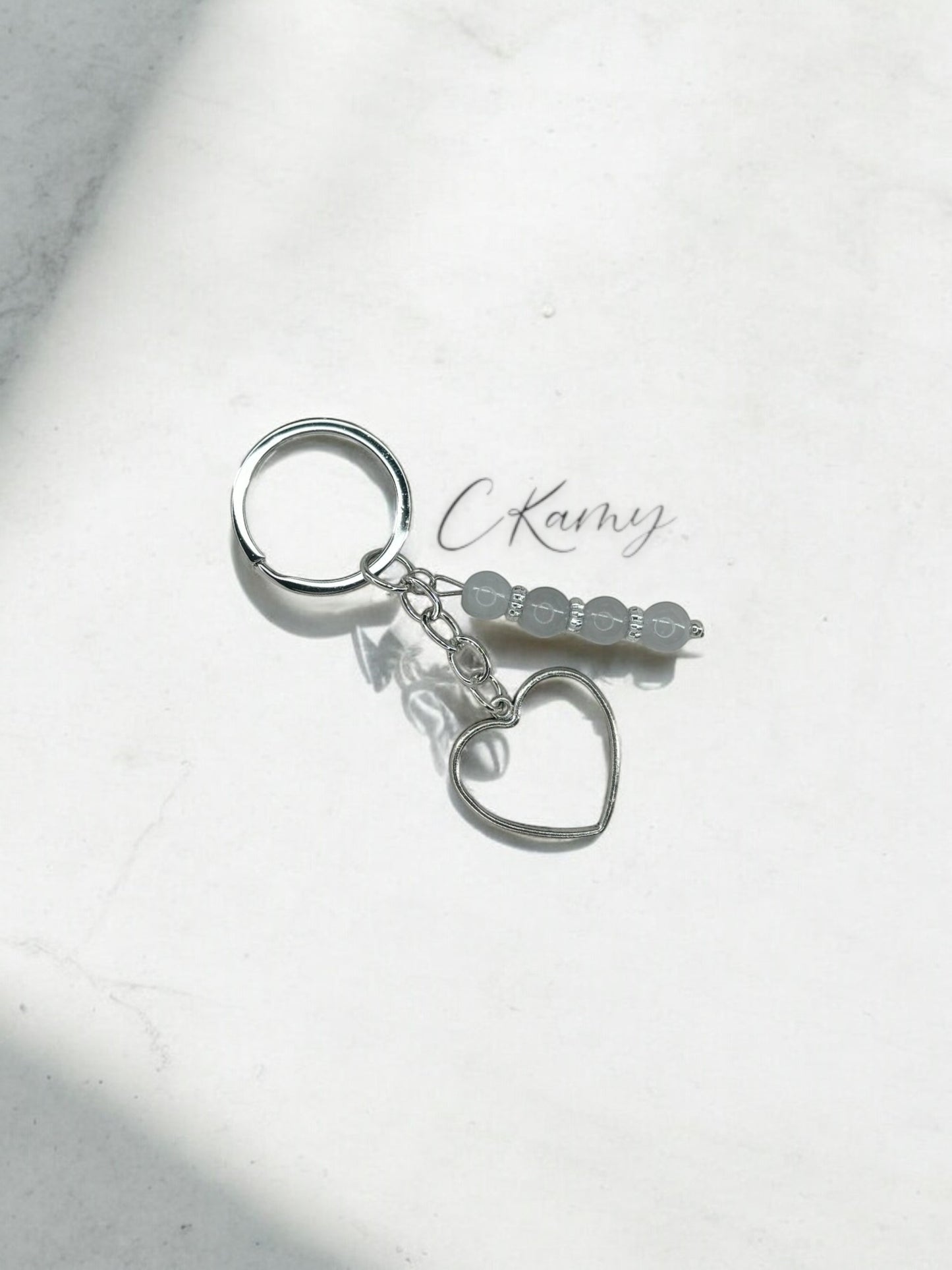 Porte clé personnalisé coeur argent gris