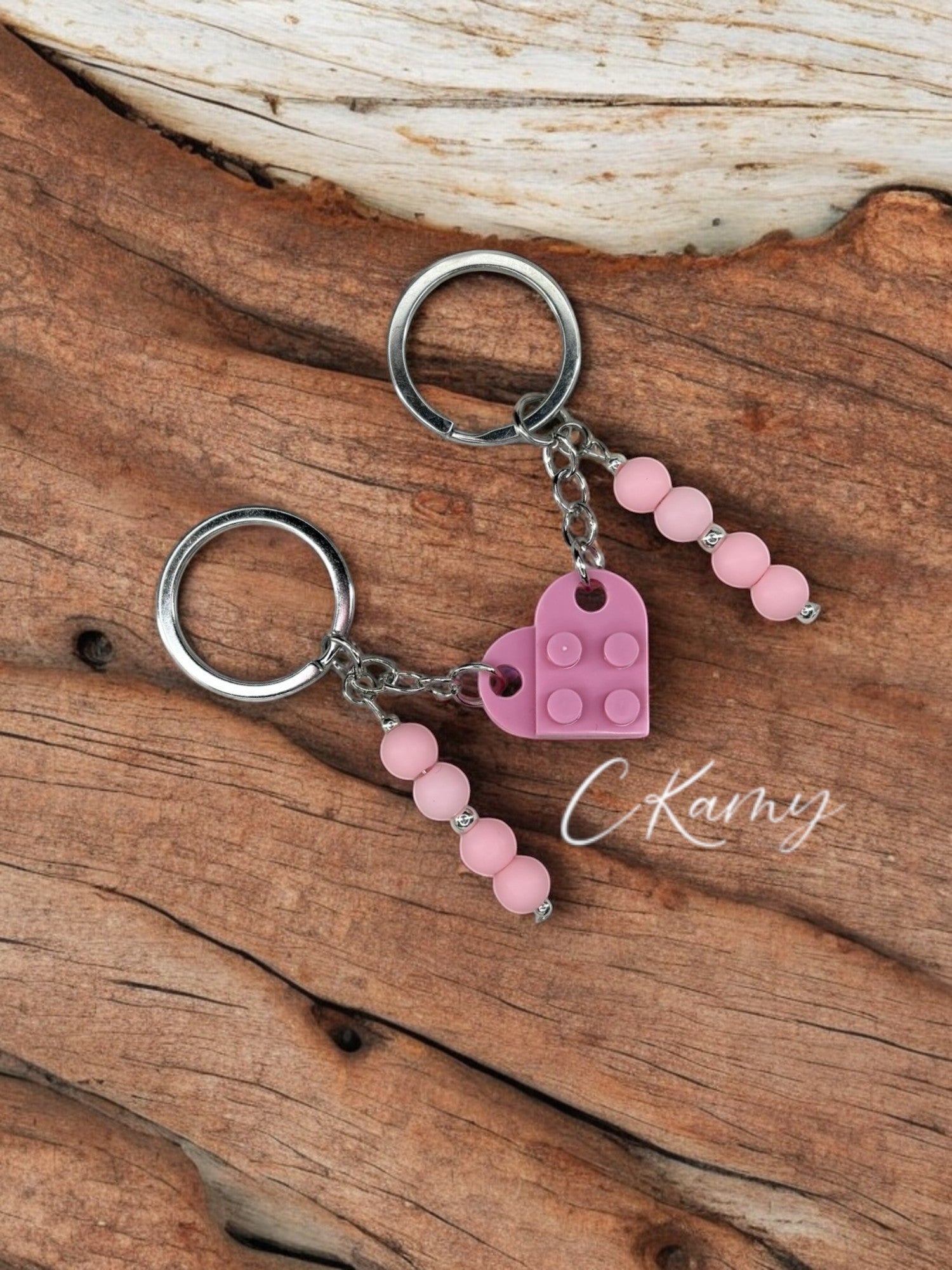 Porte clé personnalisé coeur lego rose