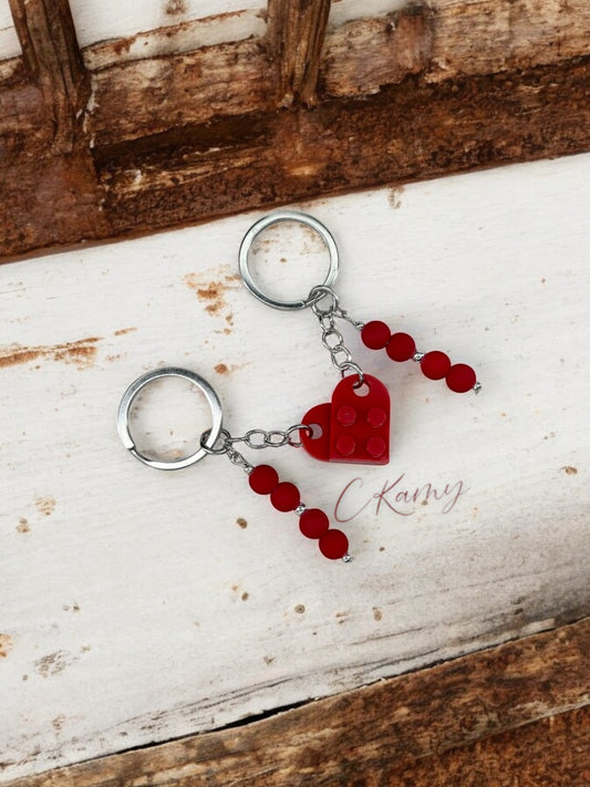 Porte clé personnalisé coeur lego rouge