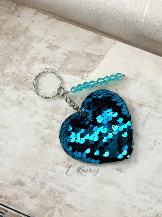 Porte clé personnalisé coeur sequins bleu clair