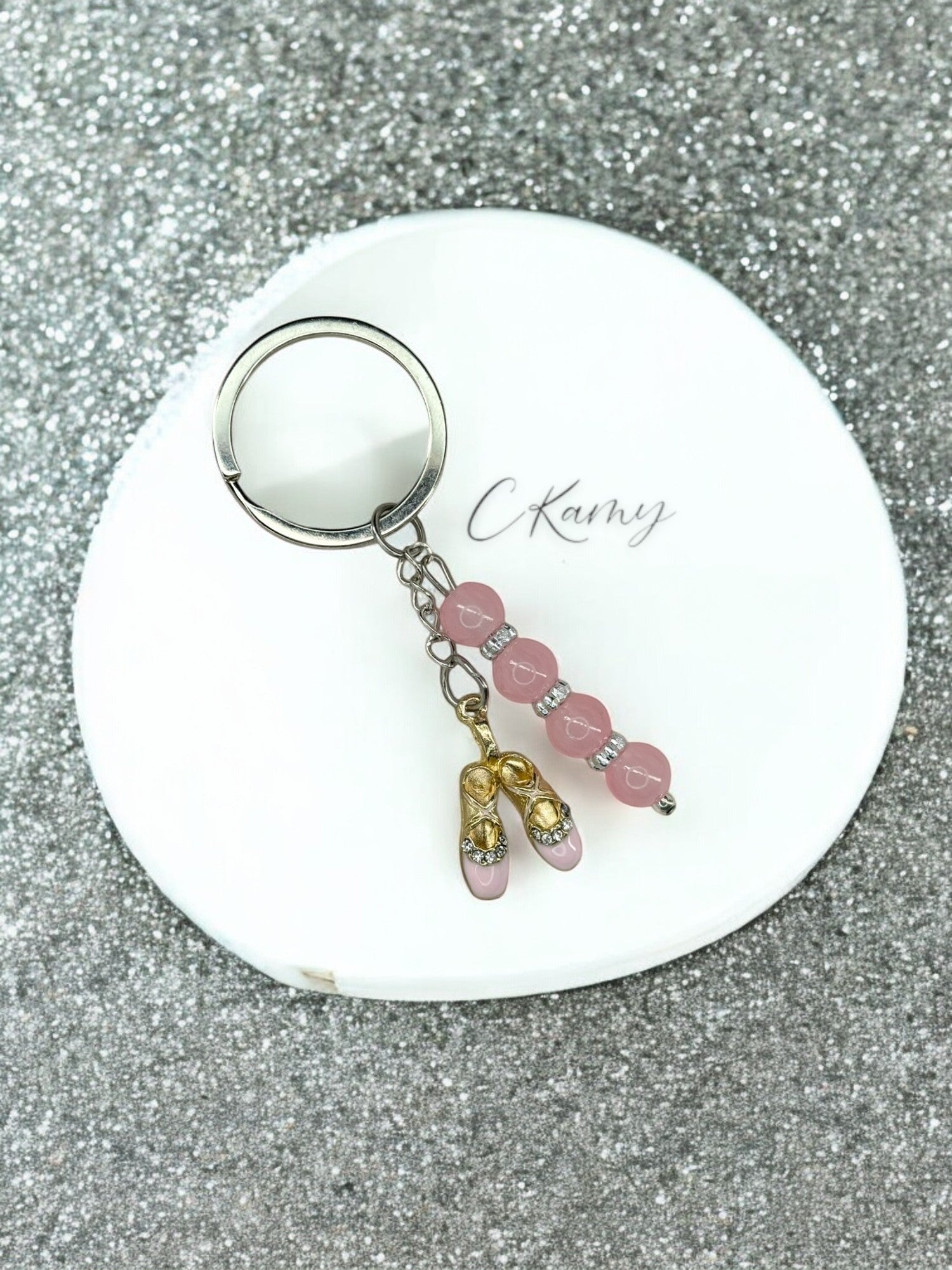 Porte clé personnalisé demi pointe rose