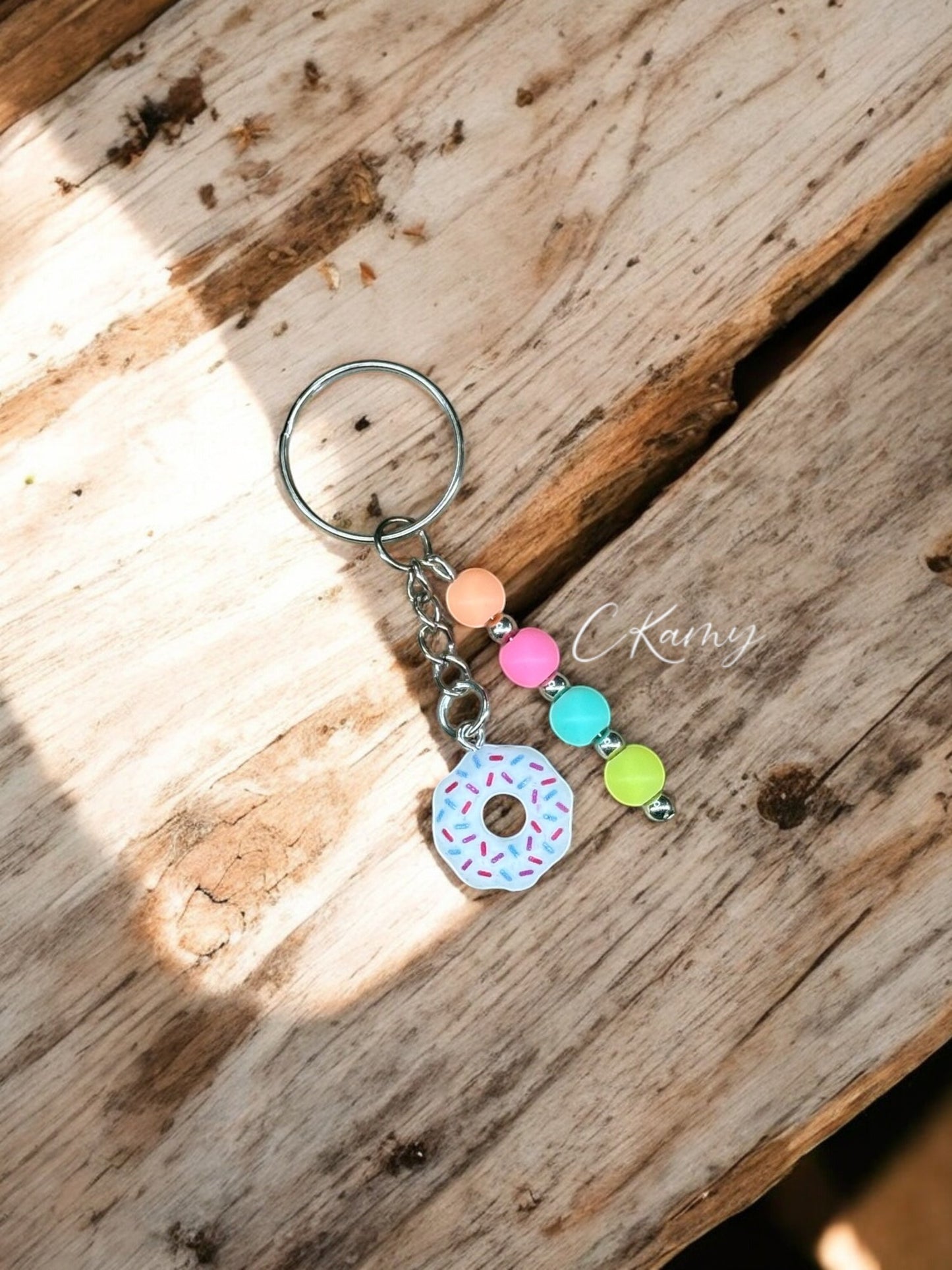 Porte clé personnalisé donut blanc crème vermicelles
