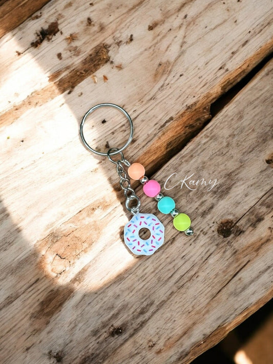 Porte clé personnalisé donut blanc crème vermicelles