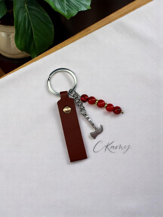 Porte clé personnalisé hache rouge
