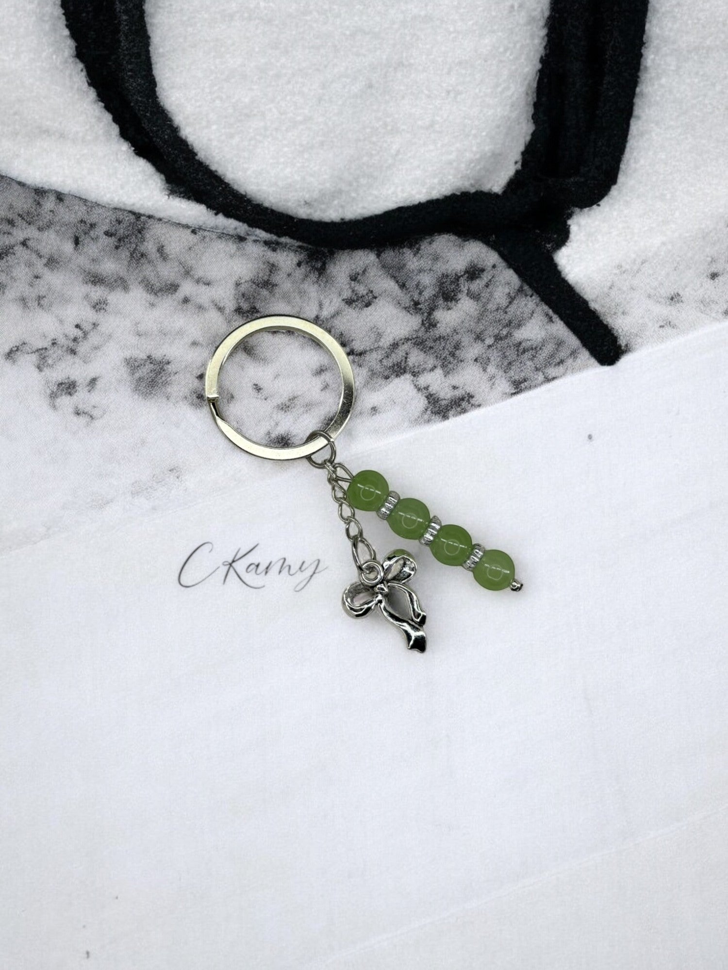 Porte clé personnalisé noeud vert