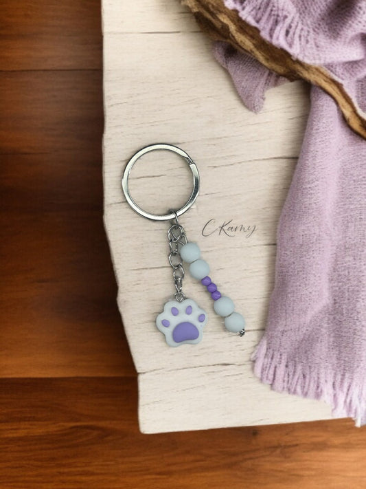 Porte clé personnalisé patte de chat violet blanc