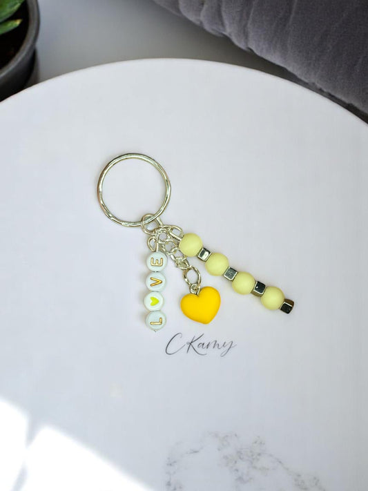 Porte clé personnalisé petit coeur jaune carré