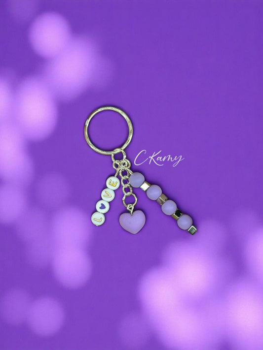 Porte clé personnalisé petit coeur violet carré