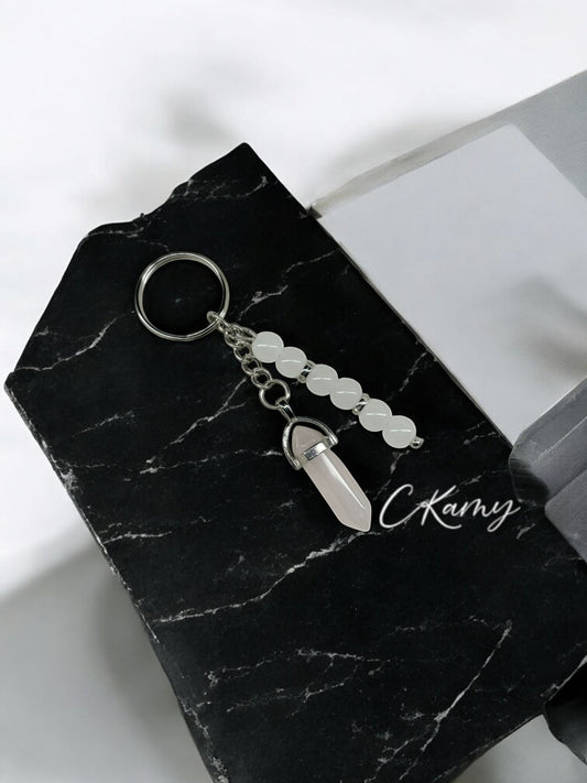 Porte clé personnalisé pierre blanc rosé