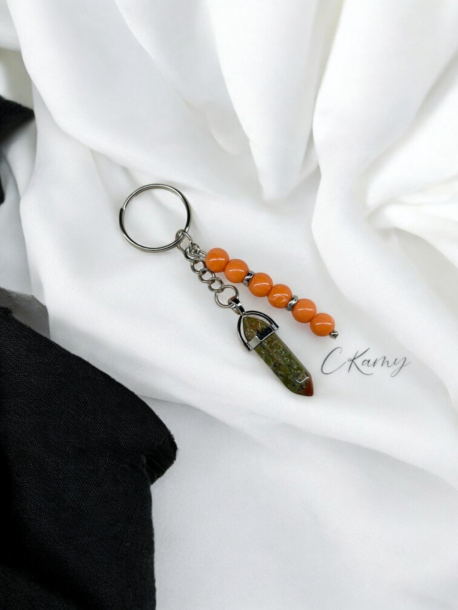Porte clé personnalisé pierre vert orange