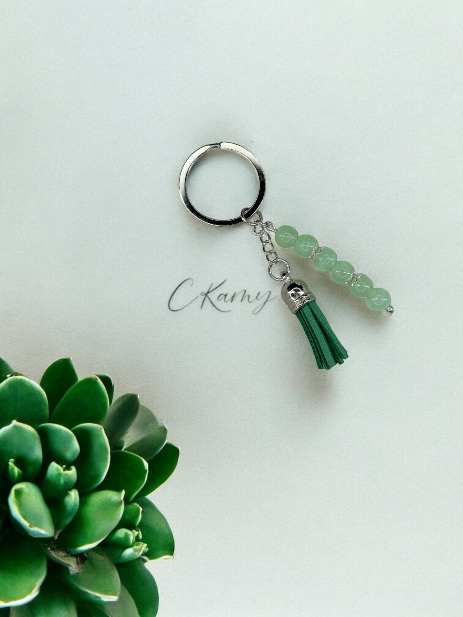 Porte clé personnalisé pompon épais vert anneau rond